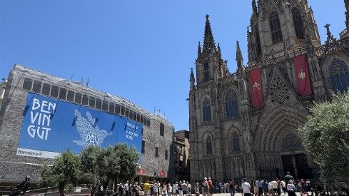 „Benvingut”, Ojcze Święty. Barcelona między wiarą a sekularyzacją