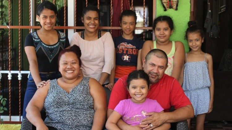 Familia hondureña