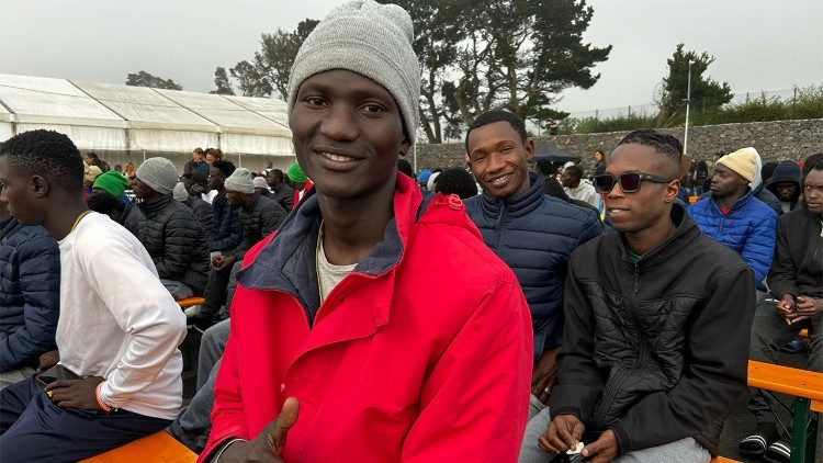  Omar, 18 a&ntilde;os, de Gambia