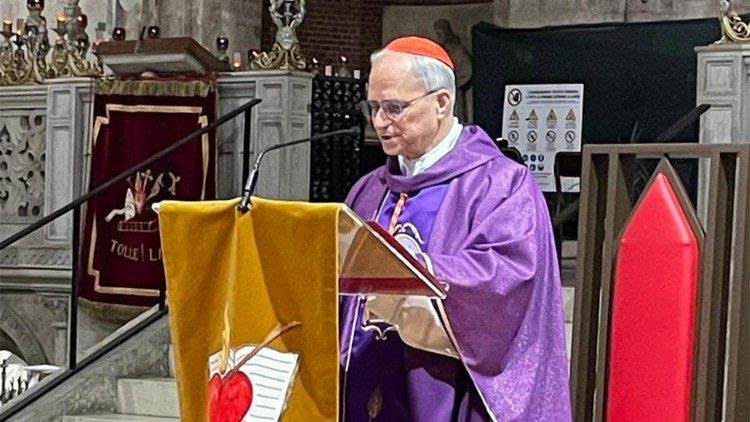 Robert Prevost quando da cardinale nel 2024 ha celebrato la chiusura del XIII centenario dell'arrivo delle reliquie di sant'Agostino a Pavia 