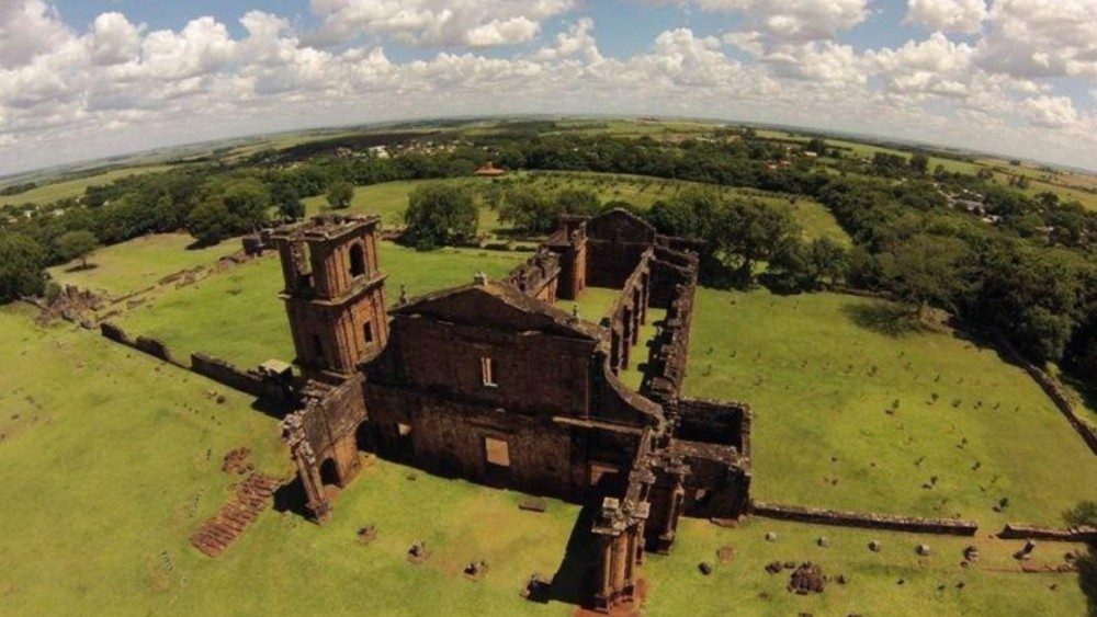 Vista aérea do sítio arqueológico (Foto: Portal das Missões)
