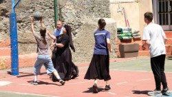 Momenti di spensieratezza per i giovani ucraini (credits @GretaGiglio)