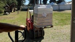 Una aprte del riso donato al Papa dagli agricoltori di Pavia, pronto per essere spedito in Ucraina