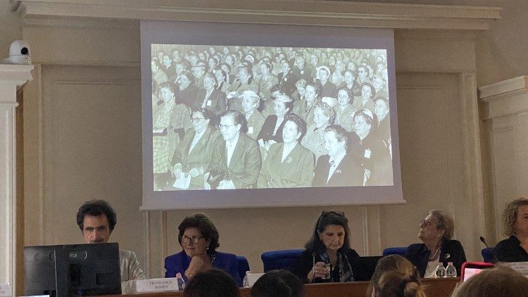 Un momento dell'incontro di studio - foto di Martina Accettola  &copy; Vatican News