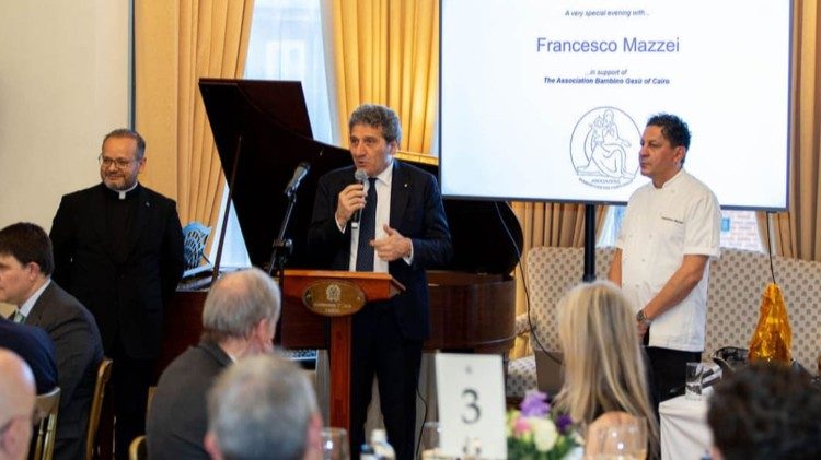 Monsignor Yoannis Lazhi Gaid, l'ambasciatore Fabio Cassese e lo chef Francesco Mazzei