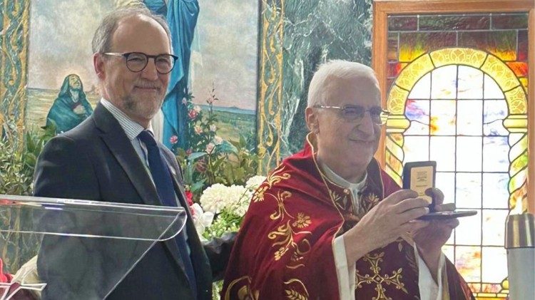 2026.06.22 Il Reverendissimo Padre Kevork Zabaian, insignito della Medaglia dell'Assemblea Nazionale del Québec.