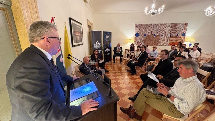Australian Ambassador to the Holy See Keith Pitt introducing Killelea and the GPI