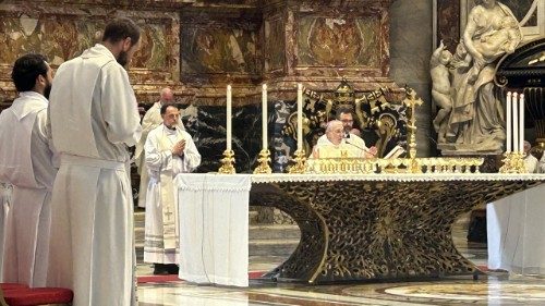 A San Pietro Messa con 800 preti, Del R&iacute;o: portare il Vangelo nel mondo