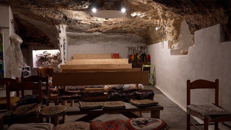 Một g&oacute;c kh&ocirc;ng gian văn h&oacute;a PortoM tại Lampedusa