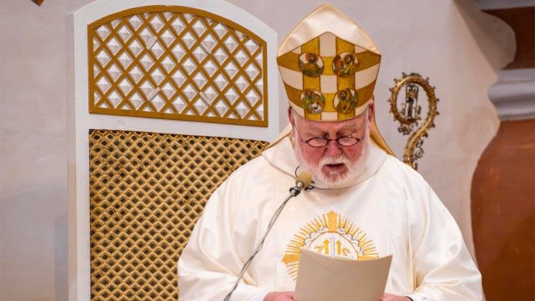 La messa presieduta da monsignor Gallagher nella cattedrale di Kaunas