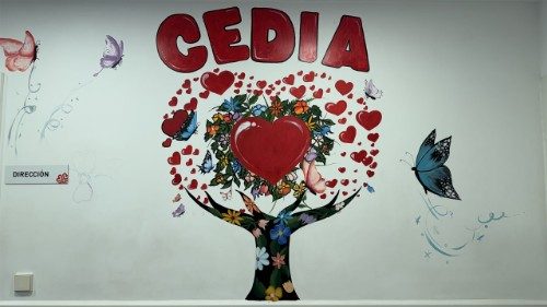 Nel Centro Cedia 24 Horas, la “porta della Carit&agrave;” di Madrid che accoglie chi &egrave; per strada