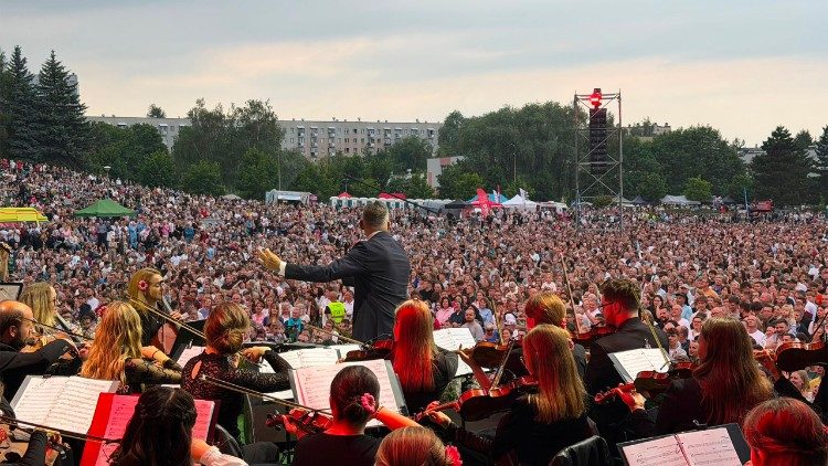 “One Heart, One Spirit” Concert in Poland