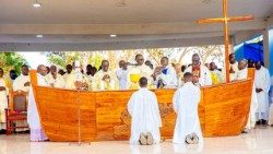  Guinée, célébration eucharistique au Sanctuaire marial national Notre-Dame de Guinée de Boffa.