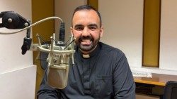 Padre Paulo Henrique Almeida