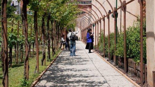 Biennale di Venezia, nel giardino di Ildegarda per riscoprire l'ascolto