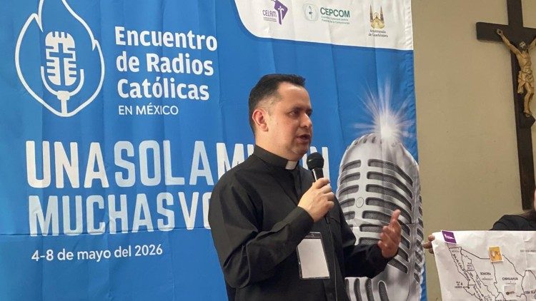 Sacerdote Johan Pacheco, responsable de la secci&oacute;n en idioma espa&ntilde;ol de Radio Vaticana y Vatican News 