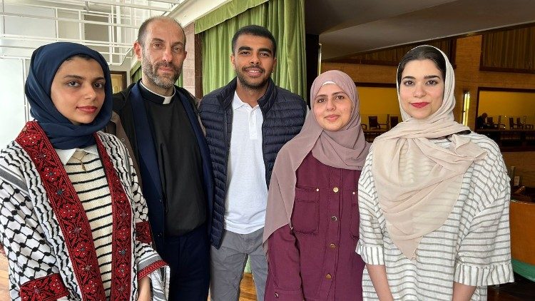 Los estudiantes palestinos en la Universidad La Sapienza de Roma, Italia