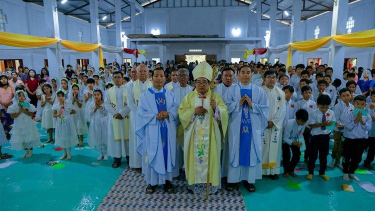L'inaugurazione della Chiesa di San Remigio