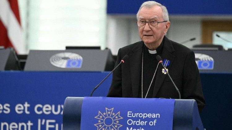 Episkopo ya lokumu Parolin azui Molongo ya litomba ya Poto