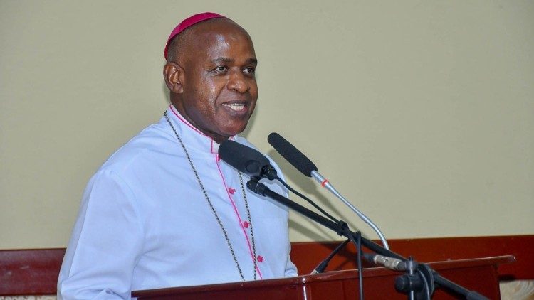 Mwenyekiti wa Kurugenzi ya Mawasiliano ya Baraza la Maaskofu Tanzania(TEC)Askofu Eusebius Nzigilwa.