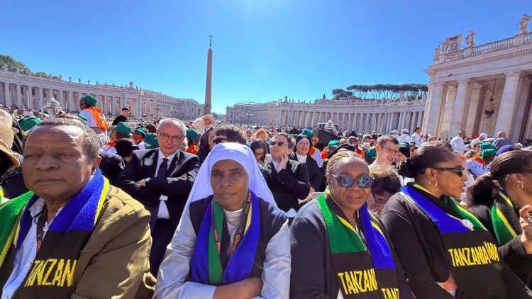 Baba Mtakatifu Leo XIV ametambua uwepo na ushiriki wa Kundi la Pili la Mahujaji 35 kutoka Tanzania. 