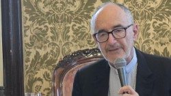 Кардынал Майкл Чэрны падчас канферэнцыі "Благаслаўлёныя мучанікі перыяду камунізму"   