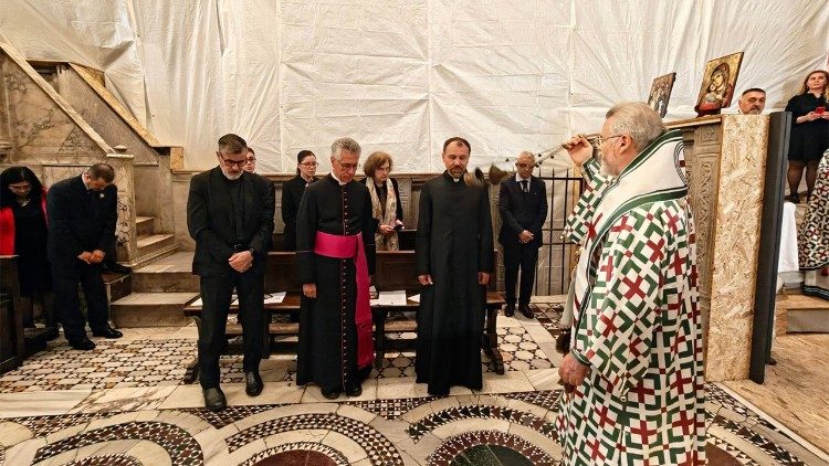 Литургия в "Свети Климент"