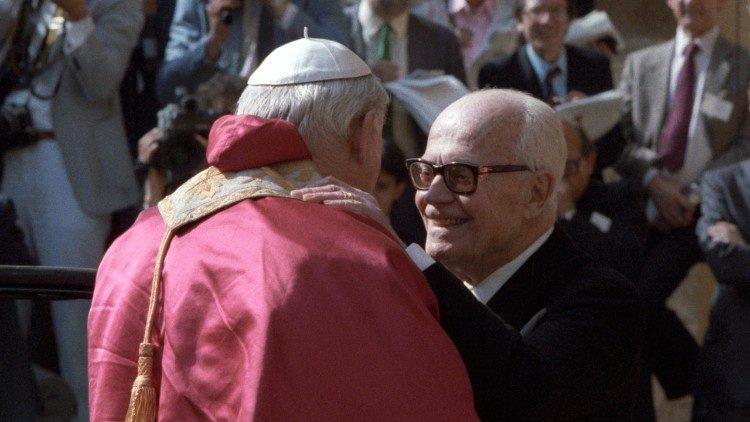 2 giugno 1984: visita di Papa Giovanni Paolo II al Quirinale. L'incontro con il presidente Sandro Pertini