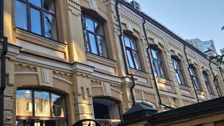 Монастир отців домініканців у Києві після обстрілу 24 травня 2026 р.
