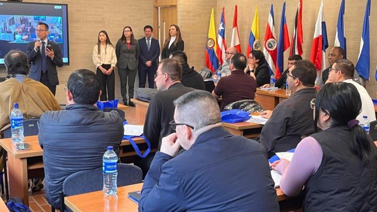 Cebitepal ante una propuesta educativa