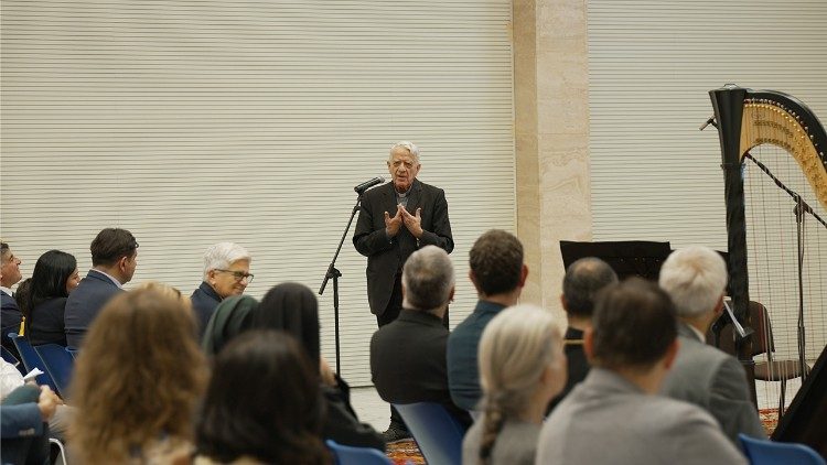 Padre Federico Lombardi