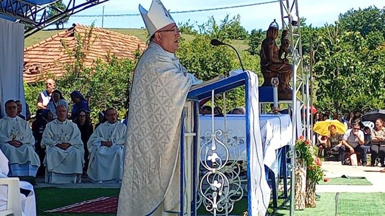 Il vescovo della Diocesi di Prizren-Prishtina, Dode Gjergji