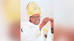 Faleceu, aos 91 anos, Dom Zacarias Kamwenho, Arcebispo Emérito Lubango (Angola)