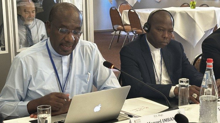 Arcebispo de Saurimo (Angola) e 2&deg; Vice-Presidente do SECAM, Dom Jos&eacute; Manuel Imbamba