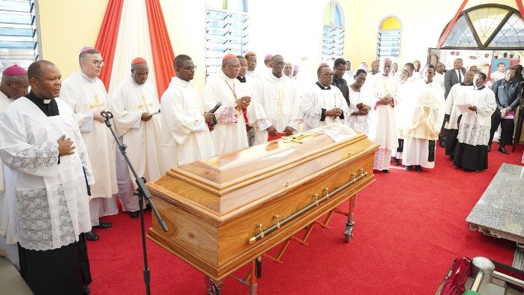 Kardinali Pengo alisimama kidete kutetea haki, amani na utulivu