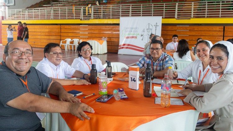 Una de las mesas de trabajo durante el encuentro