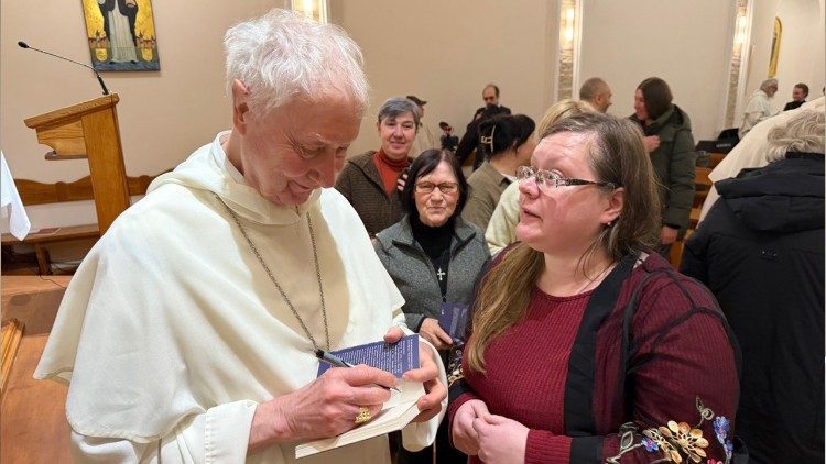 Cardinal Radcliffe presenting his book