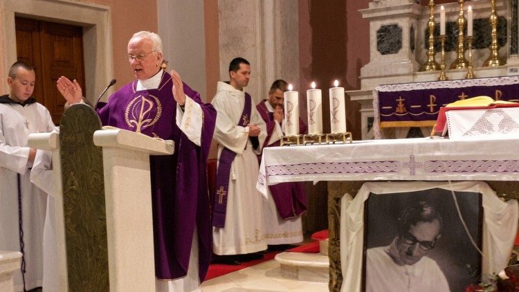 U Metkoviću slavljene mise povodom 111. obljetnice rođenja o. Ante Gabrića (Foto: Antonija Menalo)