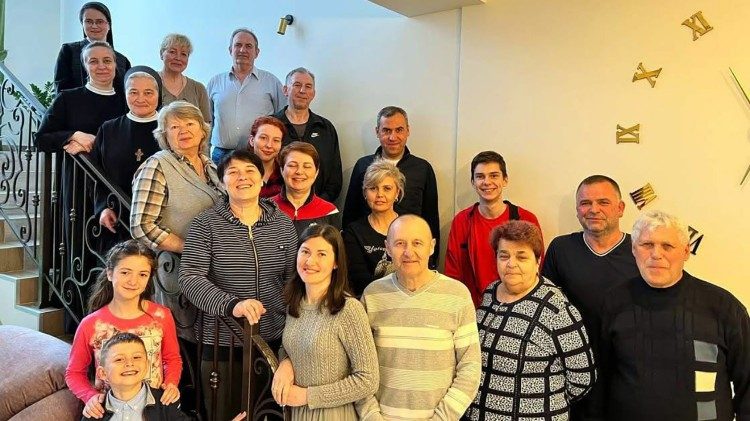 Служіння для внутрішньо переміщених осіб