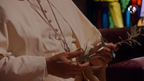 El Papa: Los l&iacute;deres de las naciones abandonen los planes de muerte y renuncien a las armas