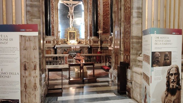 Dalla mostra "Chi &egrave; l'Uomo della Sindone?" (foto dall'Ufficio comunicazione dell'Ateneo Pontificio Regina Apostolorum) 