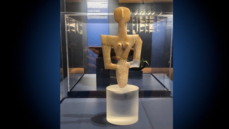 Figurina di dea madre, dalla mostra "Cipro e Italia. Identità culturali condivise all'alba della storia"