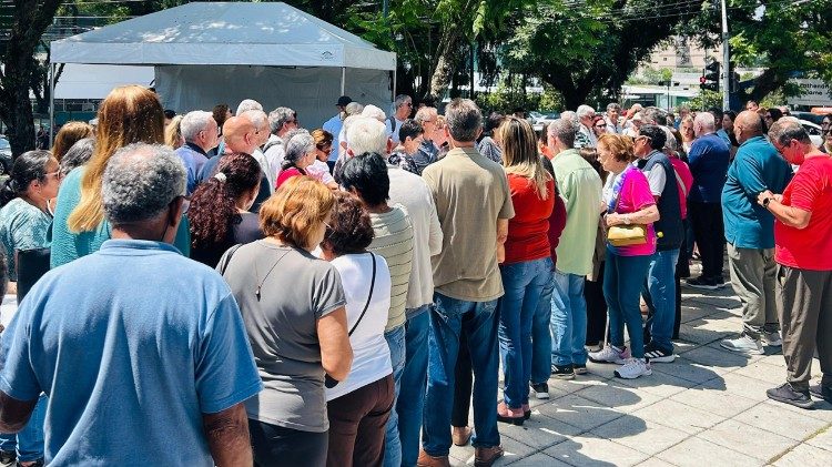 Curitiba: Santu&aacute;rio Perp&eacute;tuo Socorro promove ato de ora&ccedil;&atilde;o pela paz
