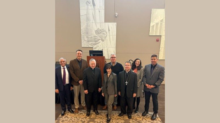 Encuentro Internacional por la Paz y la Reconciliaci&oacute;n en la Universidad Loyola de Chicago
