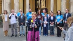 Dr. Željka Markić, izvršna direktorica Udruge U ime obitelji govori na konferenciji za novinare (Foto: Vjekoslav Akrap)