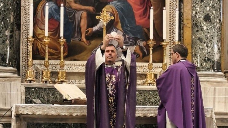 Kard. R. Makrickas ir kun. A. Arštikaitis