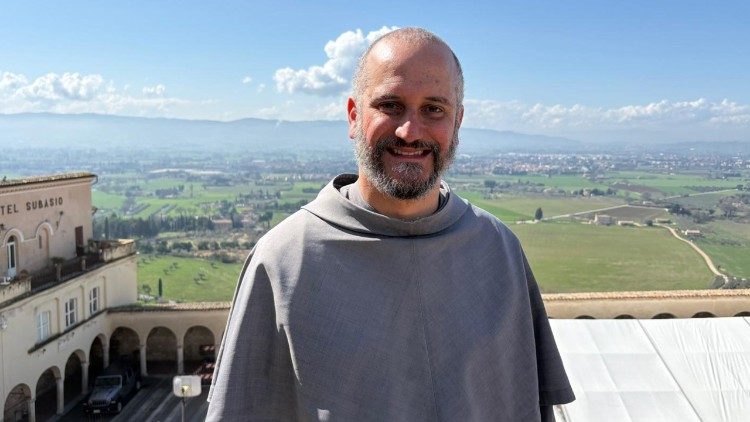 Frei Rafael Normando é o atual coordenador da Basílica de São Francisco em Assis, Itália (©Silvonei Protz)