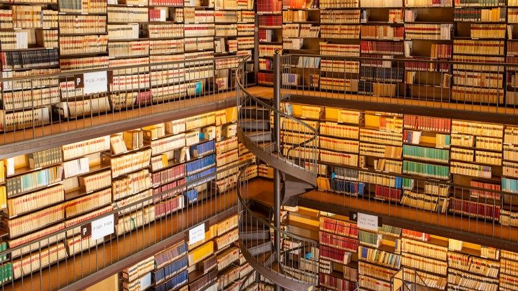 Palazzo Farnese, Biblioteca dell'&Eacute;cole fran&ccedil;aise de Rome,  galleria.Foto di Christian Mantuano.