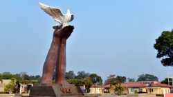 Friedens-Denkmal in Luanda
