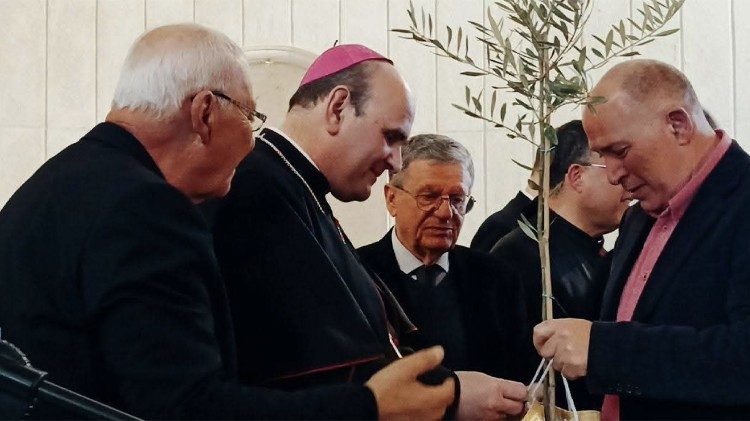 The nuncio visited the southern villages in Lebanon